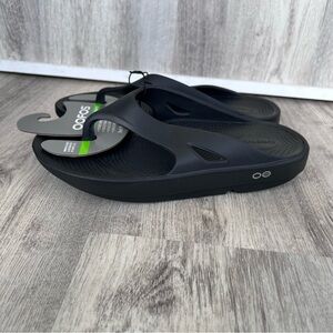 OOFOS OOriginal Sandal  Womens 9 - Mens 7 Black Lightweight Recovery Shoe NEW G